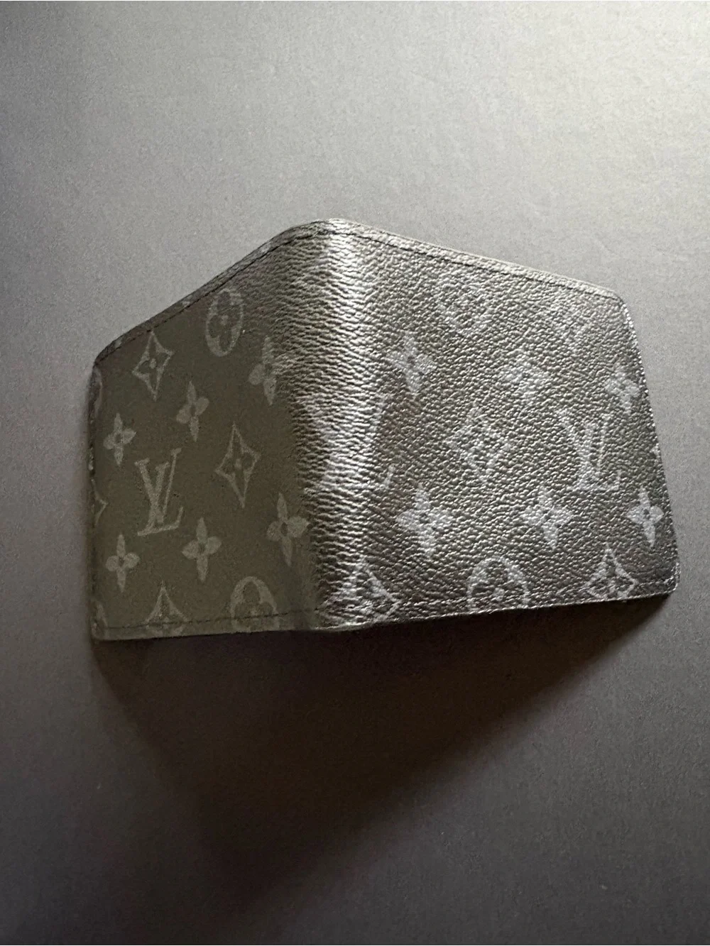 Fashion Men’s Bifold Wallet Black Gray Multi Print
